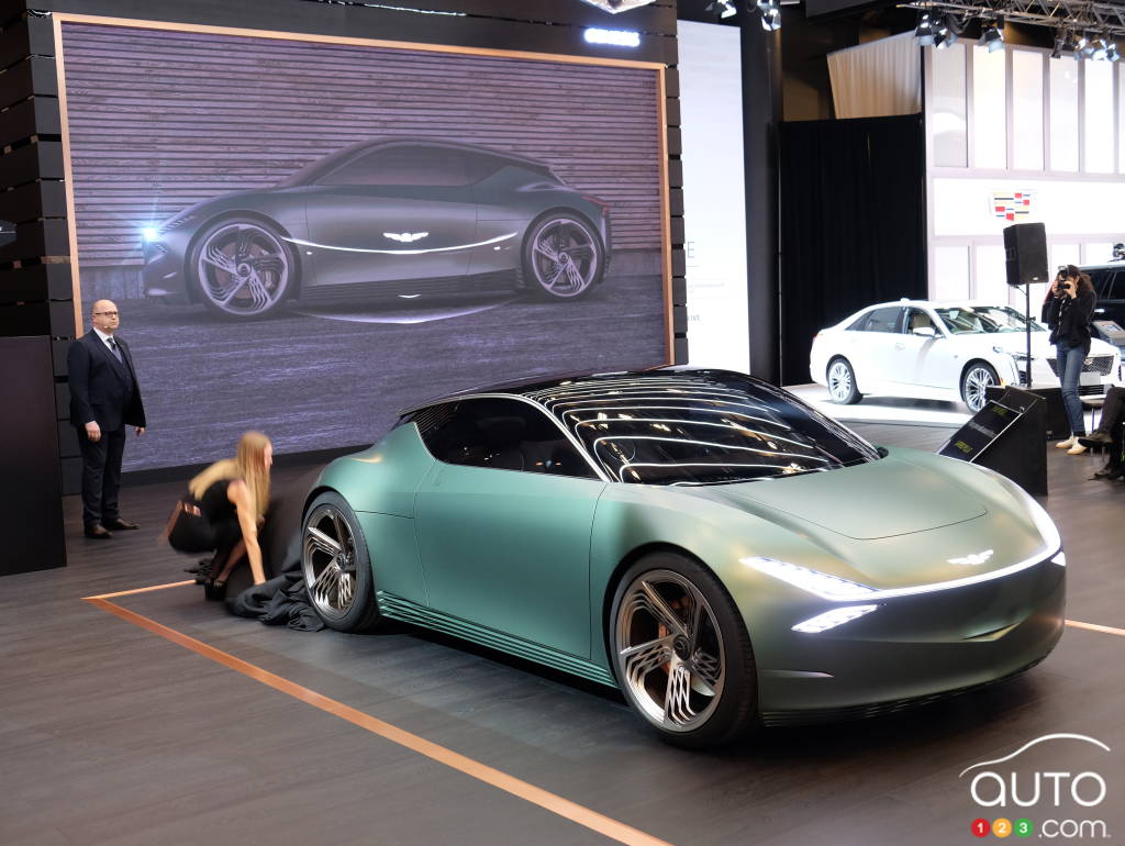 Genesis Mint Concept