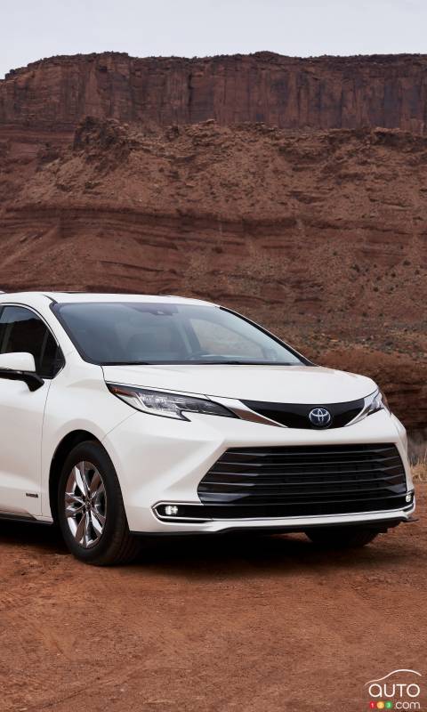 No Fridge or Vacuum for the 2021 Toyota Sienna Initially