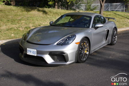 2020 Porsche 718 Cayman GT4 Review: Cozying Up to Perfection