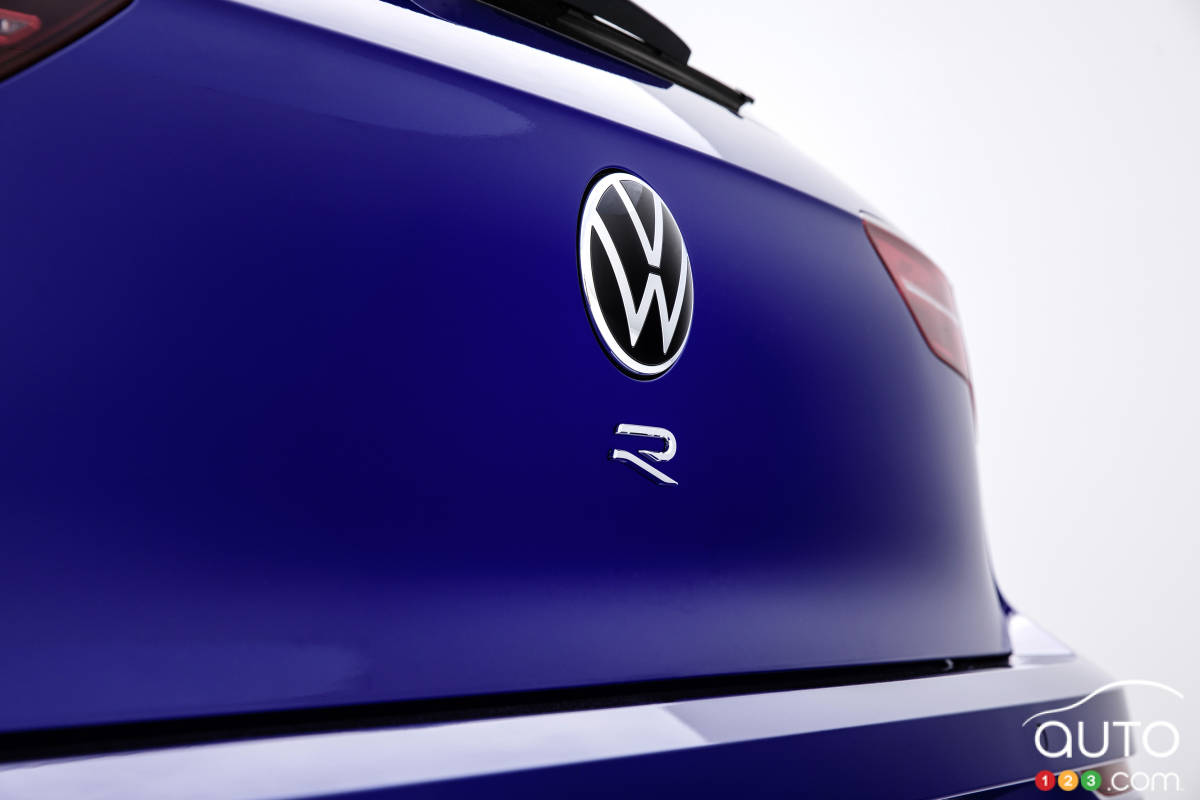 Volkswagen montre une photo de sa prochaine Golf R