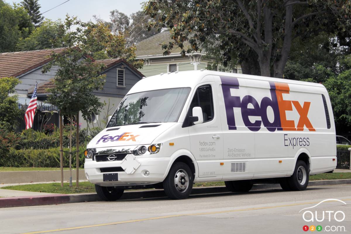 FedEx commence à manquer de… fourgons de livraison