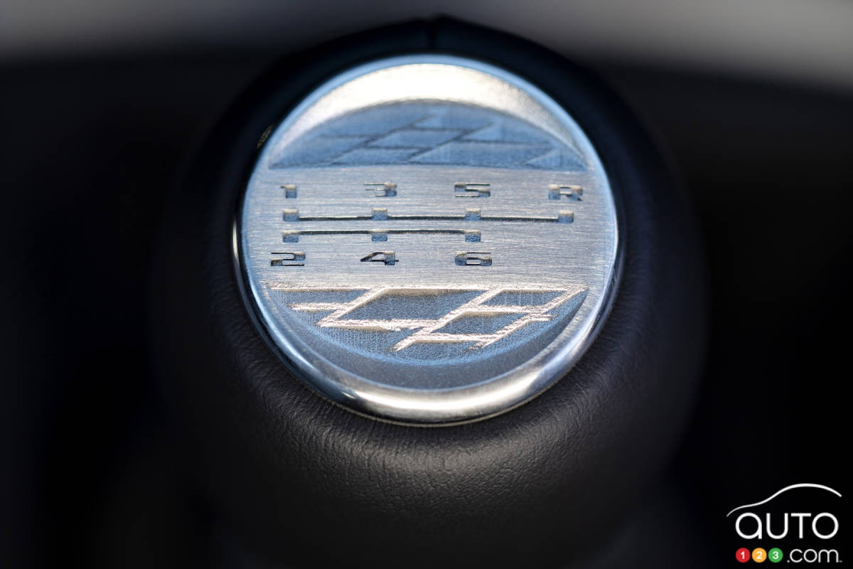 Manual Transmissions Coming to the 2022 Cadillac CT4-V and CT5-V Blackwing