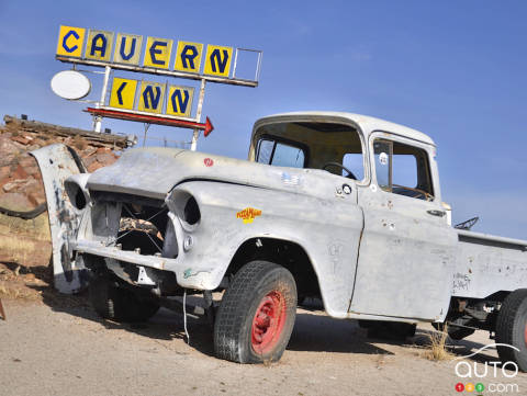 Route 66: The Grand Canyon Caverns & Inn, a Motel With Deep Roots