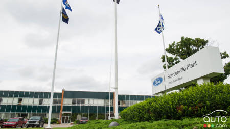 Coronavirus: Ford Indefinitely Postpones Reopening North American Plants