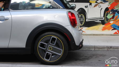 Mini Changes Name of Wheels on its 2020 Cooper SE