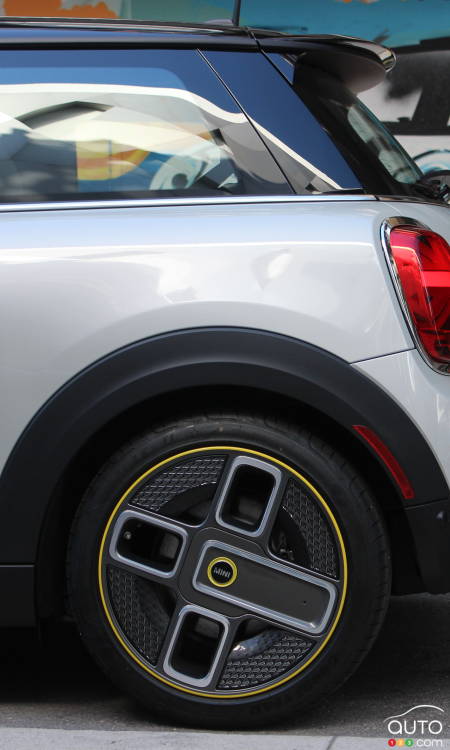 Mini Changes Name of Wheels on its 2020 Cooper SE
