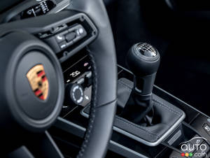 Porsche's 911 Gets its Manual Gearbox Back