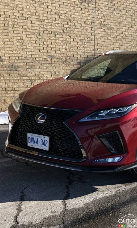 2020 Lexus RX 450h Review: The Thrifty Uncle