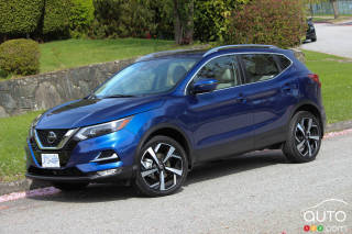 Research 2020
                  NISSAN Rogue pictures, prices and reviews