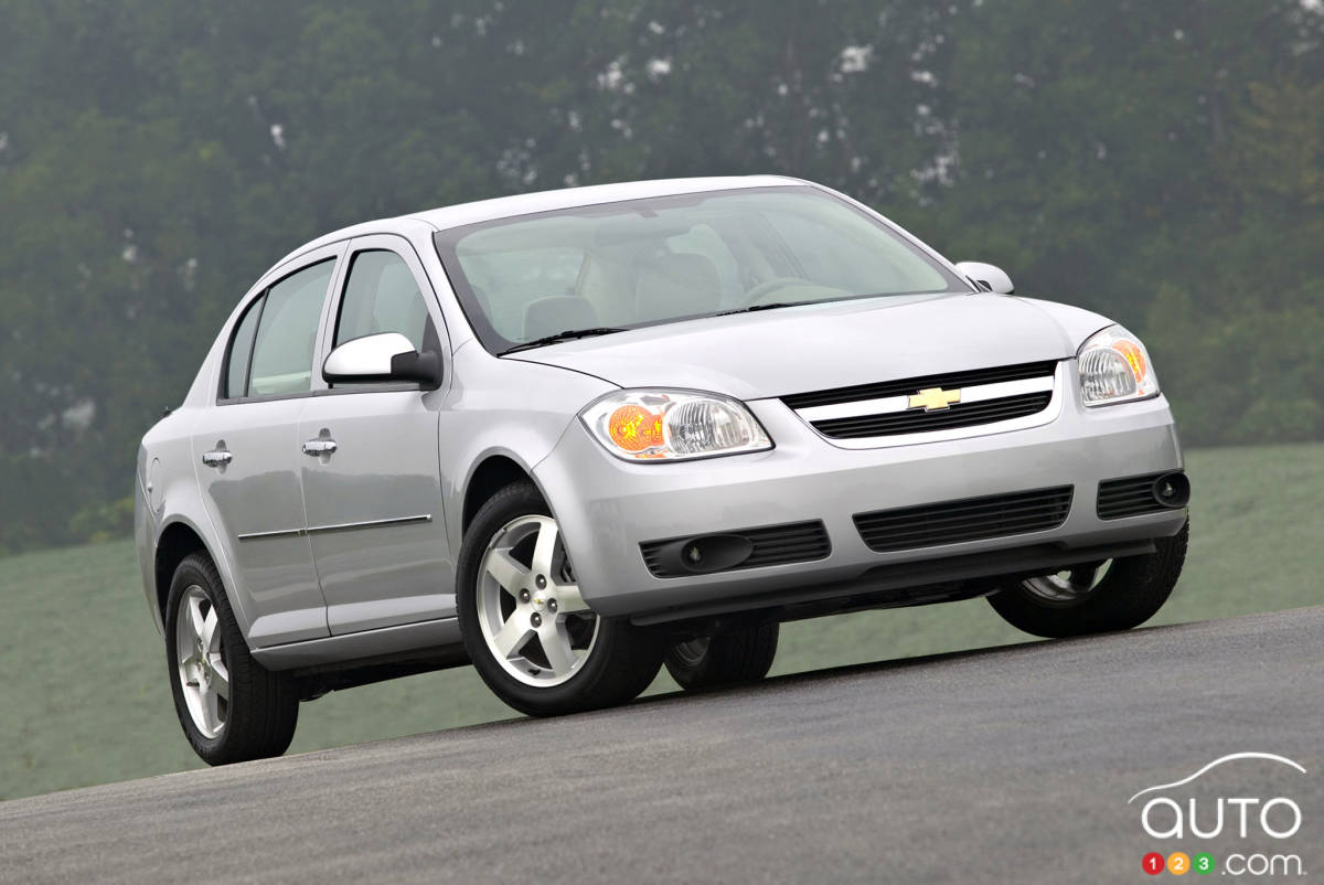 Enquête concernant 614 000 Chevrolet Cobalt, HHR pour un problème de fuite de carburant