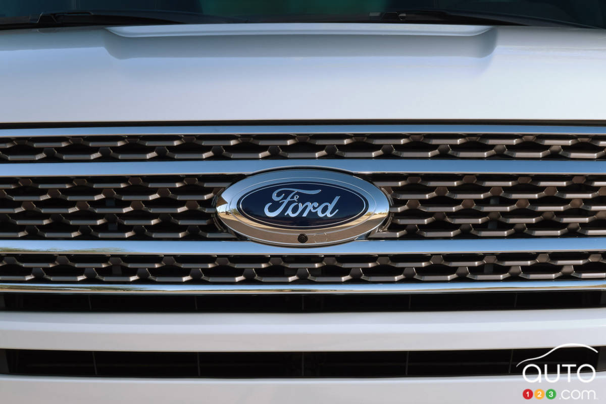 New Ford Maverick Truck Might Get 162-hp Engine, Manual Gearbox
