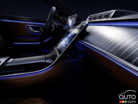 Up to five screens in the next Mercedes-Benz S-Class
