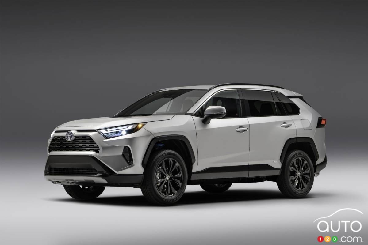 Légère mise à jour et une nouvelle version SE hybride pour le RAV4 2022 de Toyota