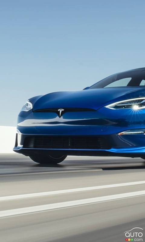 Tesla Issues Two Recalls Affecting Close to 500,000 Vehicles