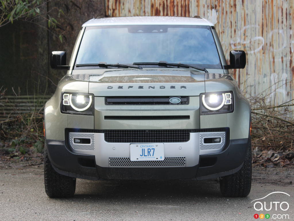 Land Rover Defender 110