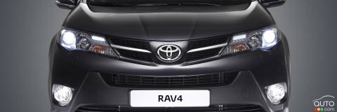 NHTSA Opens Investigation Affecting 1.9 million Toyota RAV4s