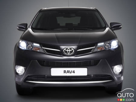 NHTSA Opens Investigation Affecting 1.9 million Toyota RAV4s