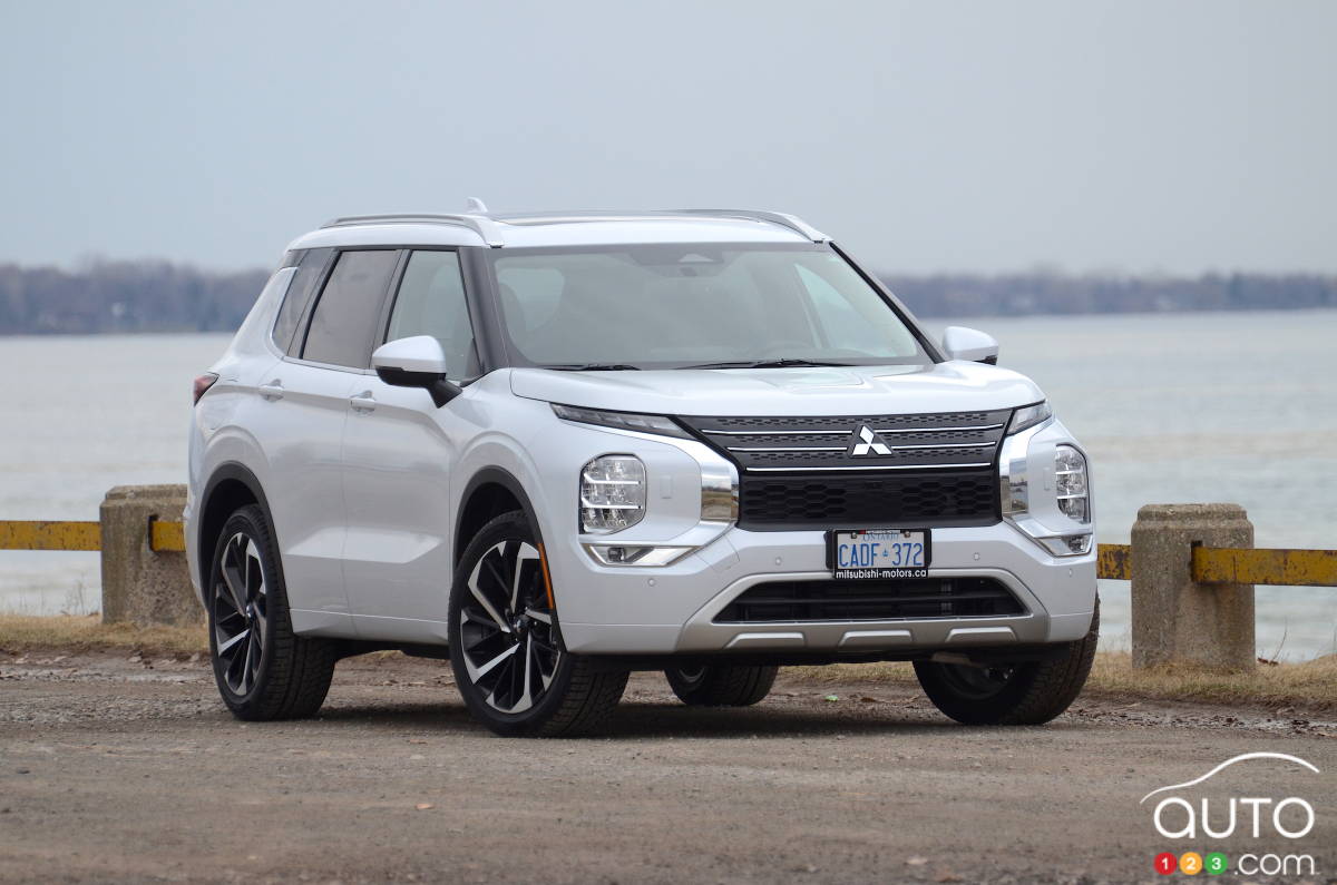 Premier essai du Mitsubishi Outlander 2022 : un autre pas dans la bonne direction