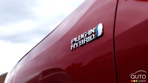 Fuel Economy: Do Toyota’s Hybrid Models Perform as Advertised?