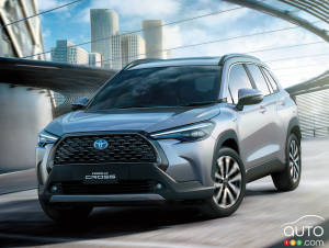 2022 Toyota Corolla Cross Review, Ratings, Specs, Prices, and Photos - The  Car Connection