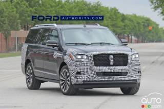 Research 2022
                  Lincoln Navigator pictures, prices and reviews