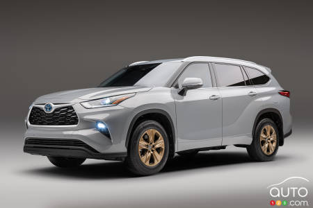 New Bronze Edition for the 2022 Toyota Highlander