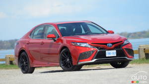 2021 Toyota Camry Hybrid Review: The Surest of Bets
