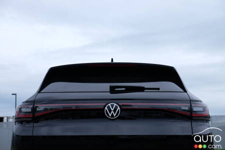 Volkswagen Confirms ID.8 SUV