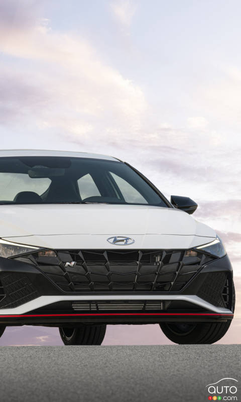 Hyundai unveils North American Version of the 2022 Elantra N