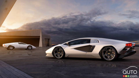 Lamborghini Countach LPI 800-4: Sold Out Already