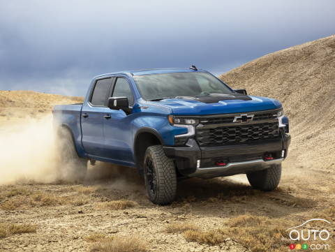 Chevrolet Debuts ZR2 Version of its 2022 Silverado