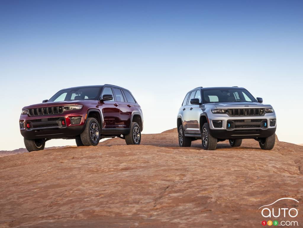 2022 Jeep Grand Cherokee Trailhawk and Grand Cherokee 4xe