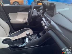 Images of the 2023 Acura Integra’s Interior Surface Online