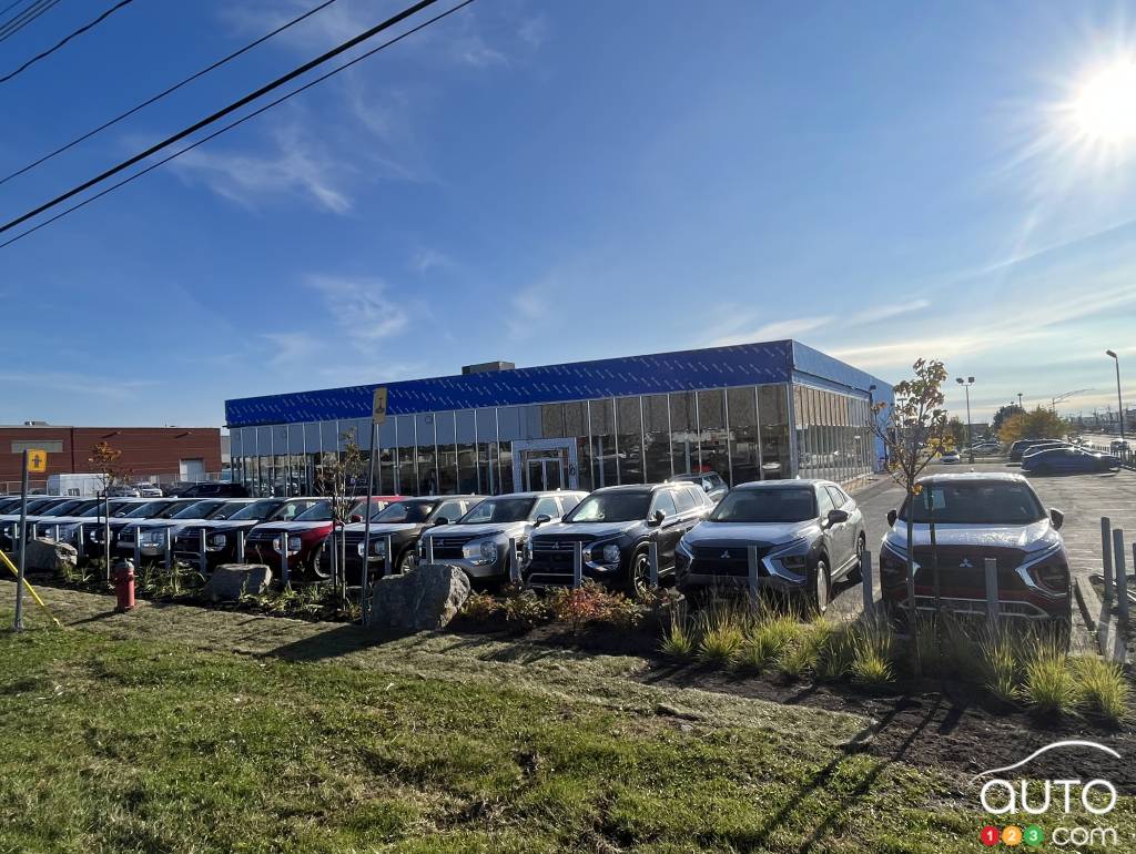 New Mitsubishi dealership located in Brossard, Quebec