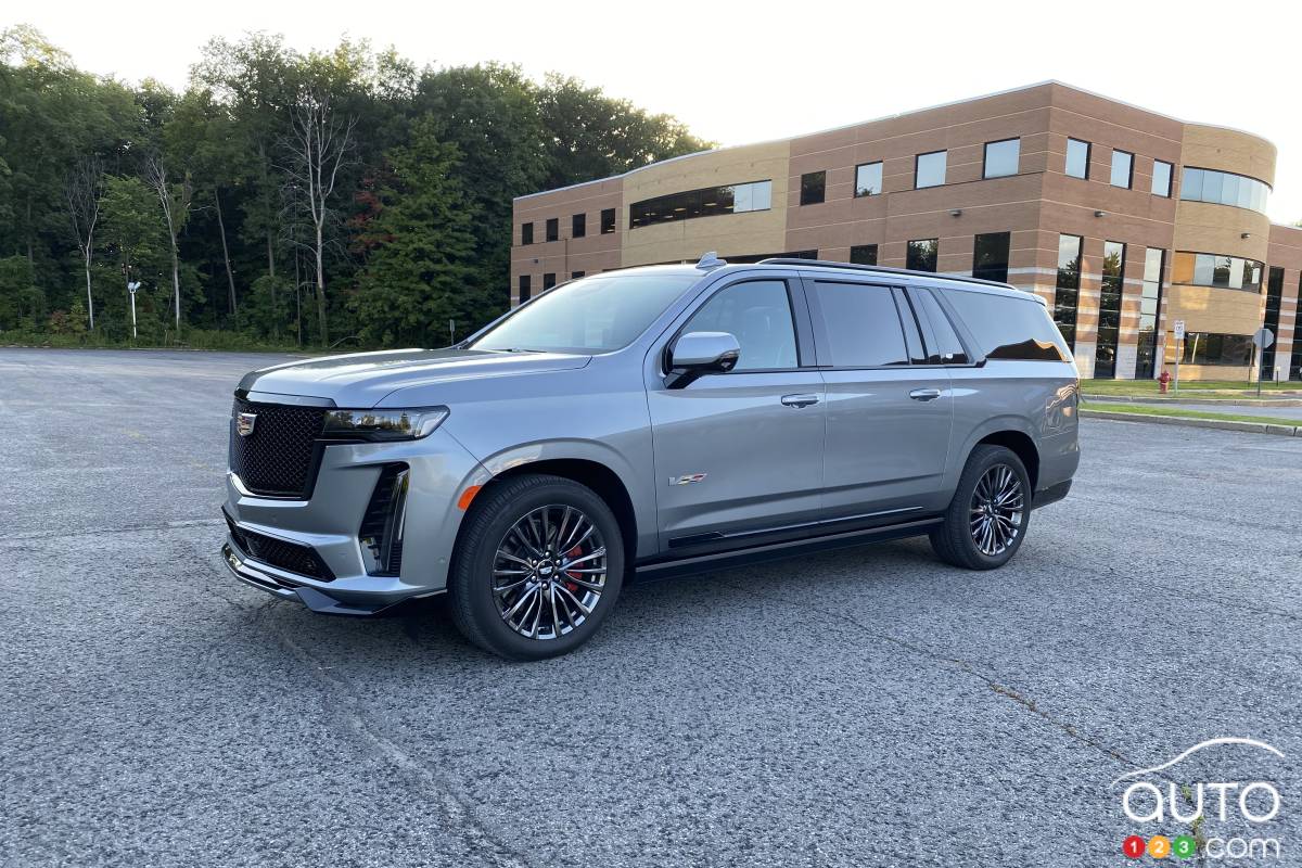 2022 Cadillac Escalade-V Review: The Superstar of the Family