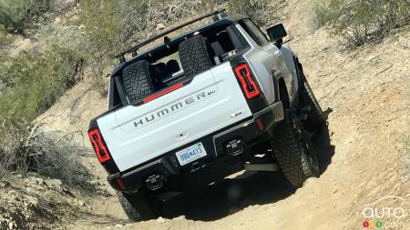 Plus de 6000 $ pour remplacer les feux du GMC Hummer EV