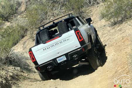 Plus de 6000 $ pour remplacer les feux du GMC Hummer EV