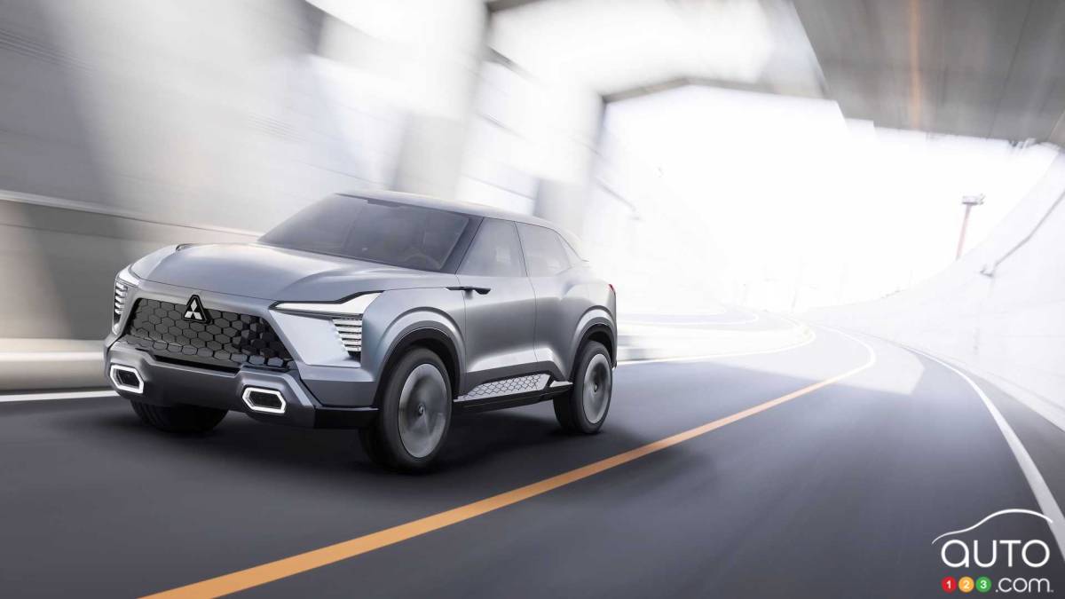 Mitsubishi XFC Concept Shown Ahead of Full Reveal