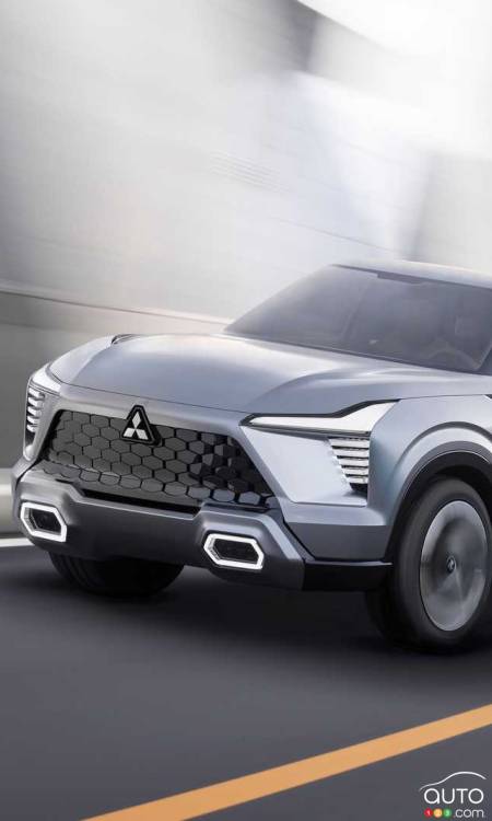 Mitsubishi XFC Concept Shown Ahead of Full Reveal