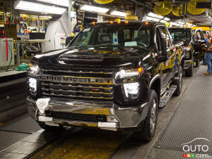 GM Is Sticking with Gasoline Engines for Now