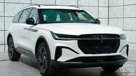 Lincoln Nautilus: Images of the Next-Gen SUV Appear on a Chinese Website