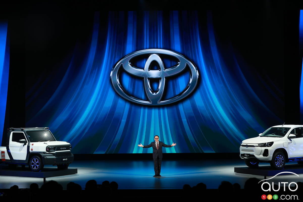Toyota présente une camionnette électrique sous forme de concept
