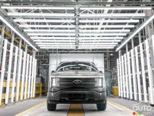 2023 Ford F-150 Lightning: Ford Boosts Production
