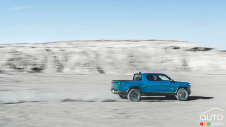 Rivian Offers a Snow Mode for its R1T and R1S, Available Via Over-the-Air Update