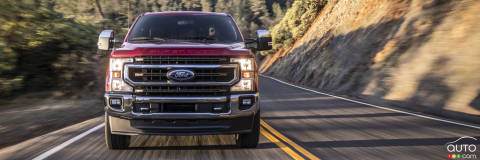 Ford Recalls a Quarter of a Million F-250s and F-350s