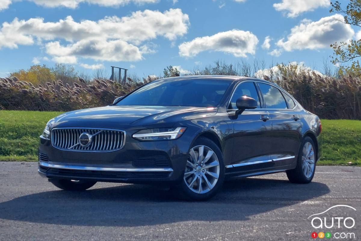 Volvo Tweaks Powertrain of its PHEVs to Increase All-Electric Range