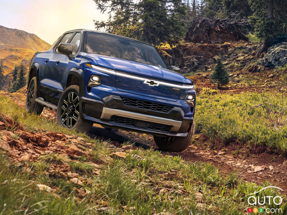 2024 Chevrolet Silverado RST