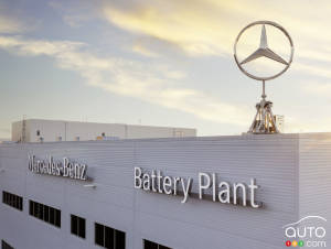 Mercedes-Benz’ New Battery Plant in Alabama Is Open for Business