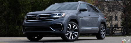 Volkswagen Recalls 246,000 Atlas, Atlas Cross Sport SUVs Due to Late-Deploying Airbags