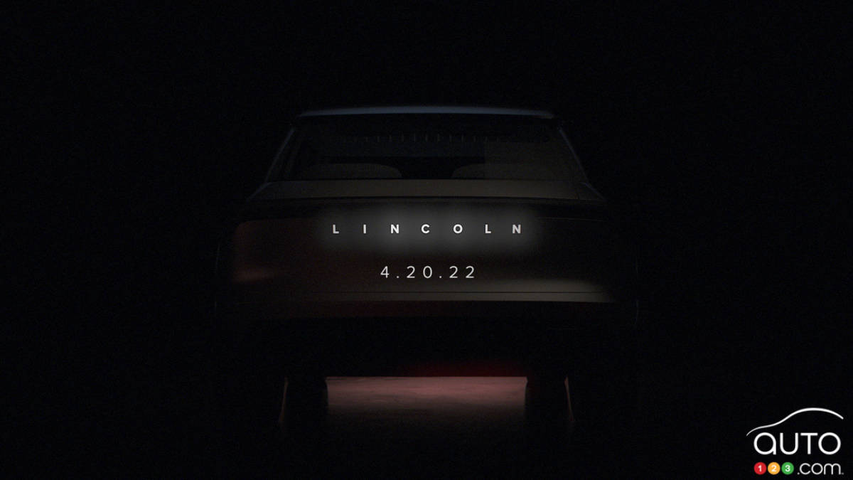 Lincoln Teases New Electric Concept Set for April 20 Reveal